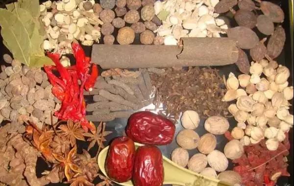 调味品厂家分析行业发展做几个方面